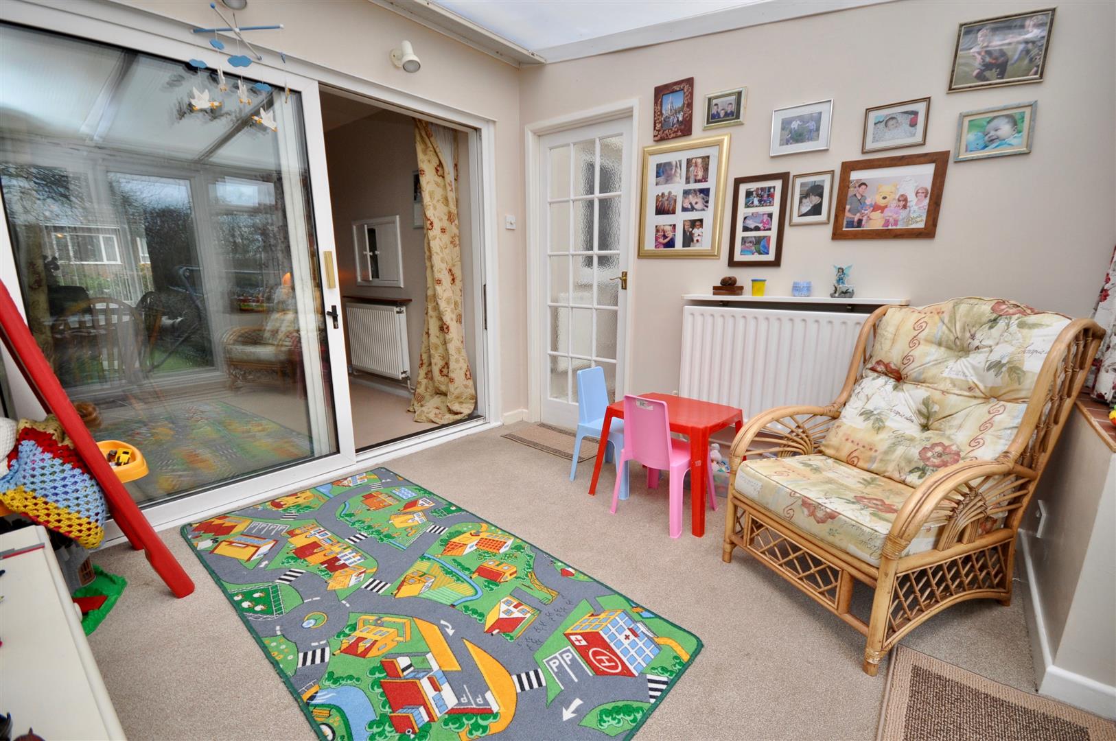Park Close, Trull