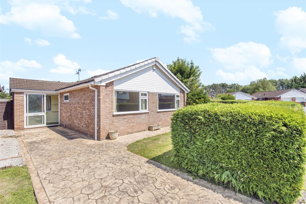 Alston Close