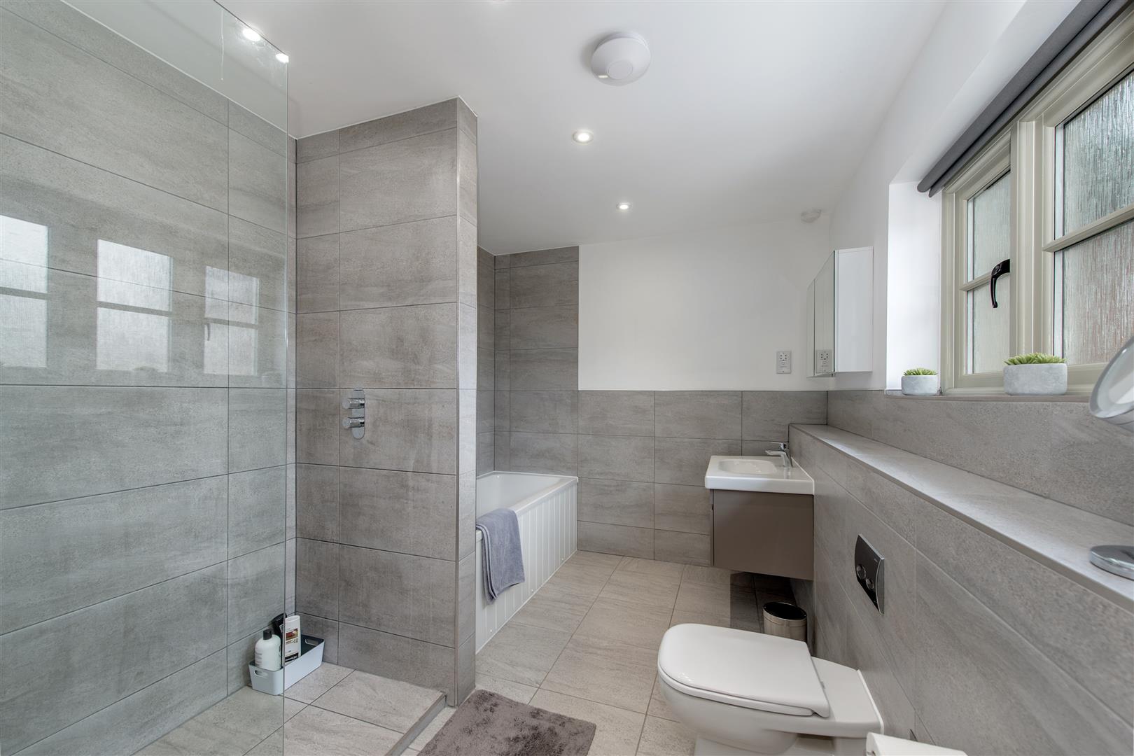 Bishops Lydeard  About 0.5 Acre
