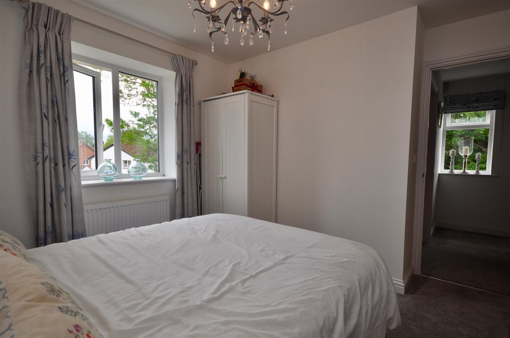 Cabot Court, Off Stanley Close