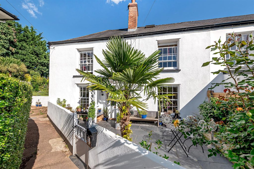 Westford Court, Wellington