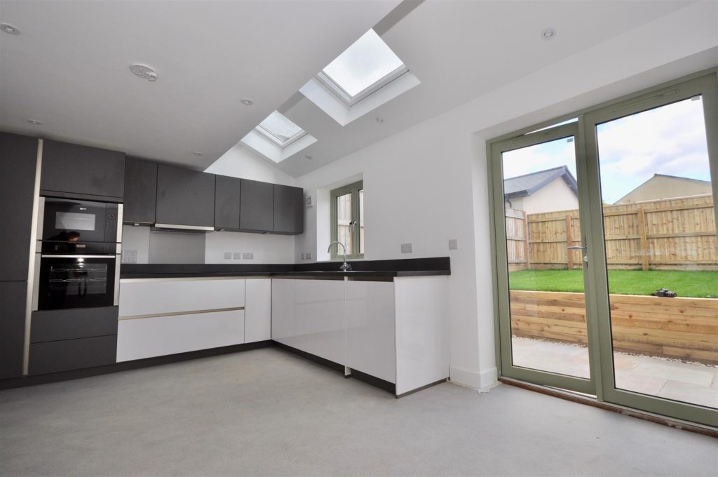 Chardstock, Axminster