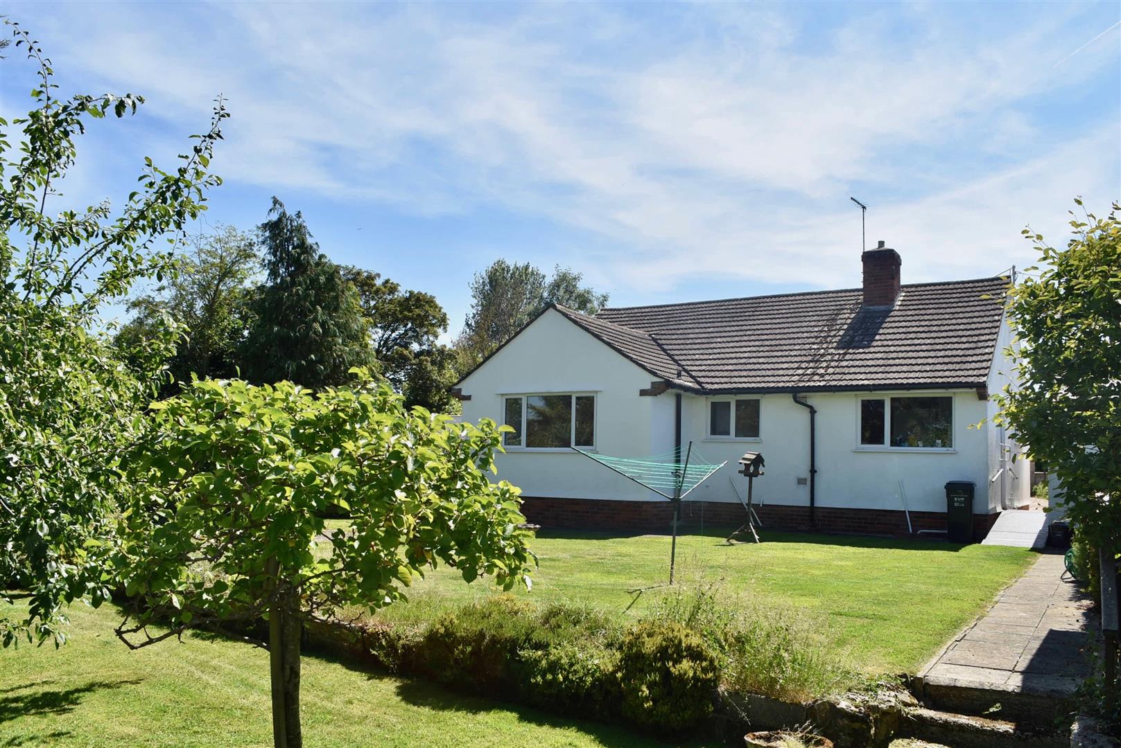 New Road, Trull