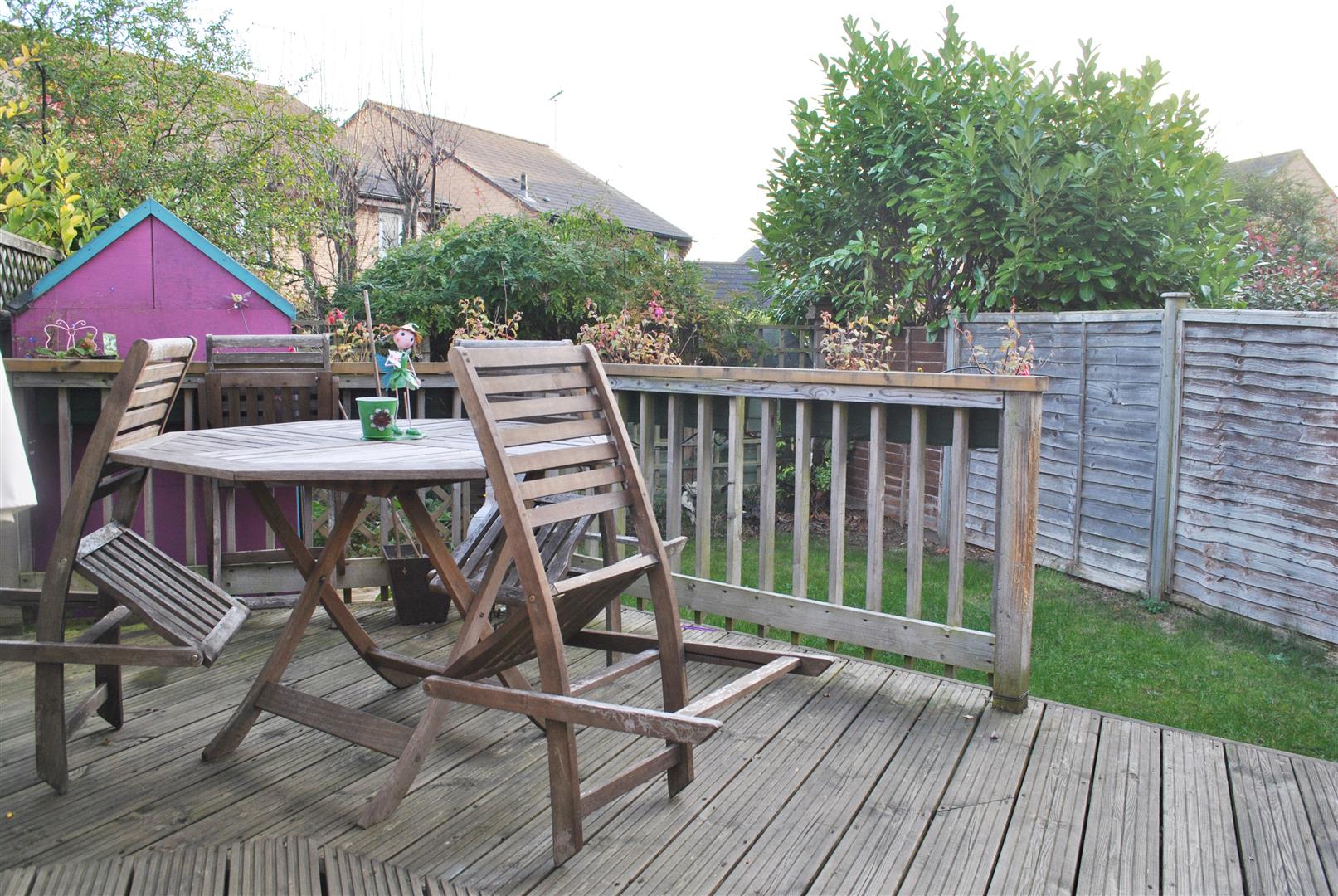 Weirfield Green
