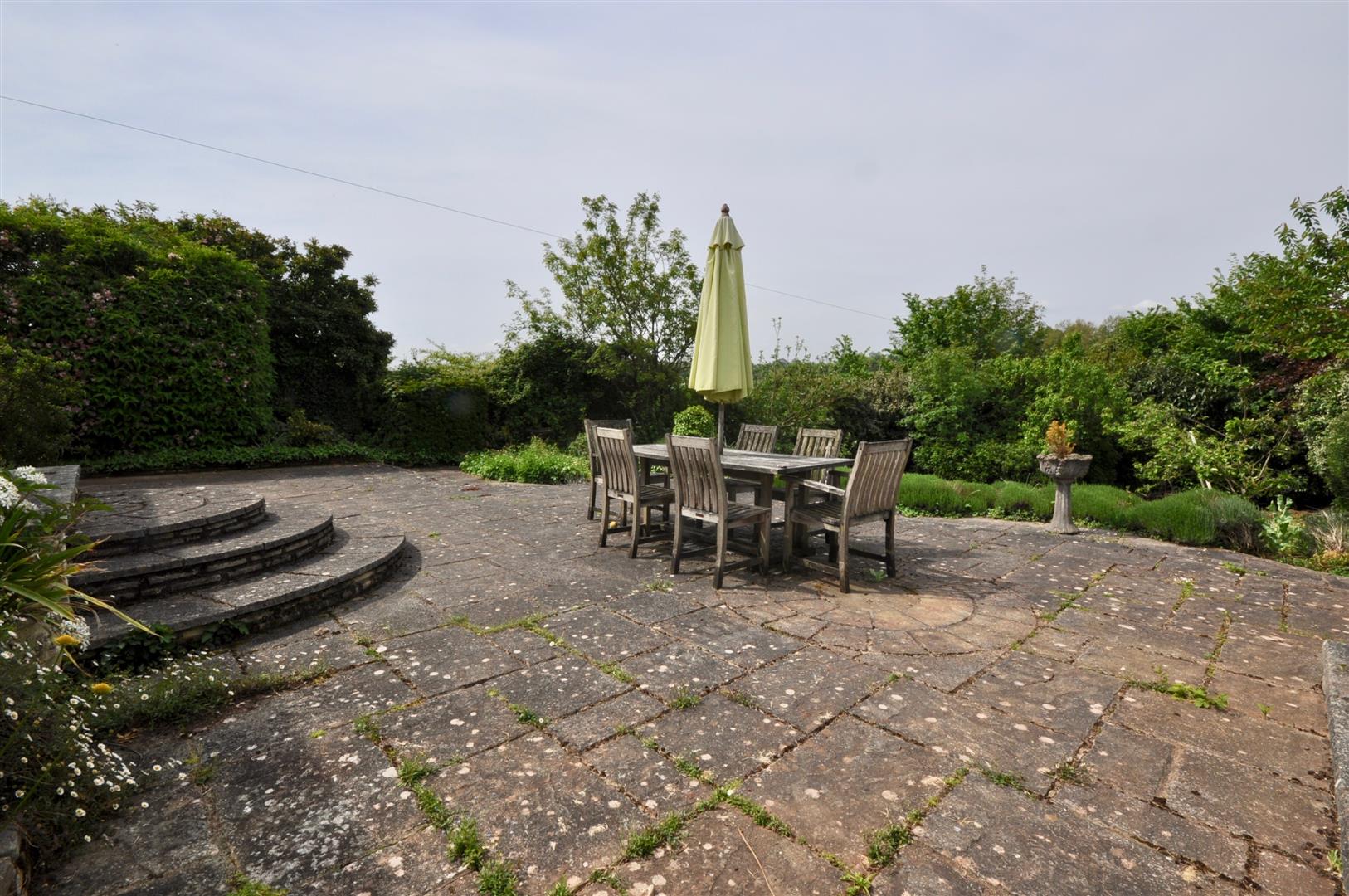 Eastcombe 0.25 Acre