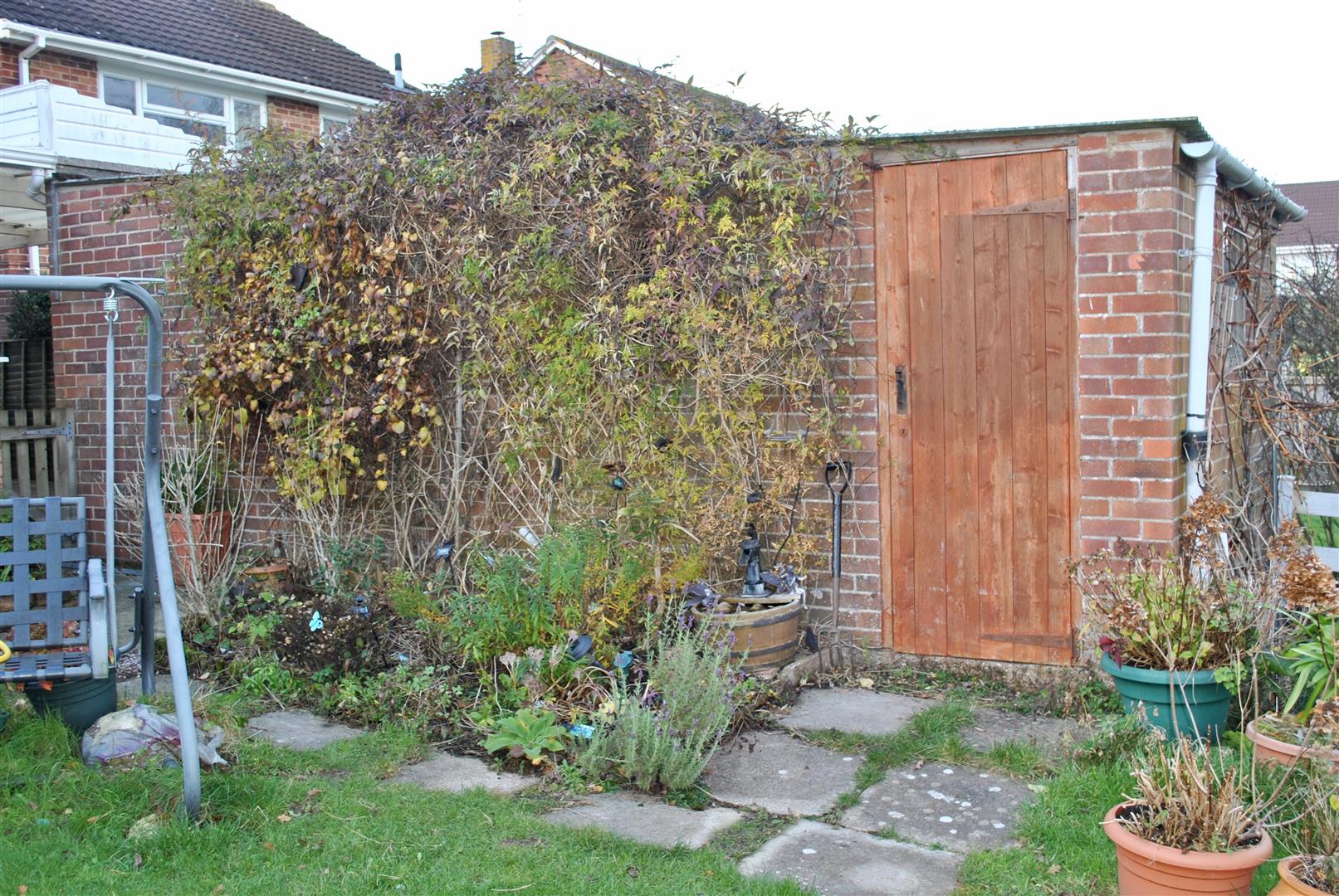 Park Close, Trull