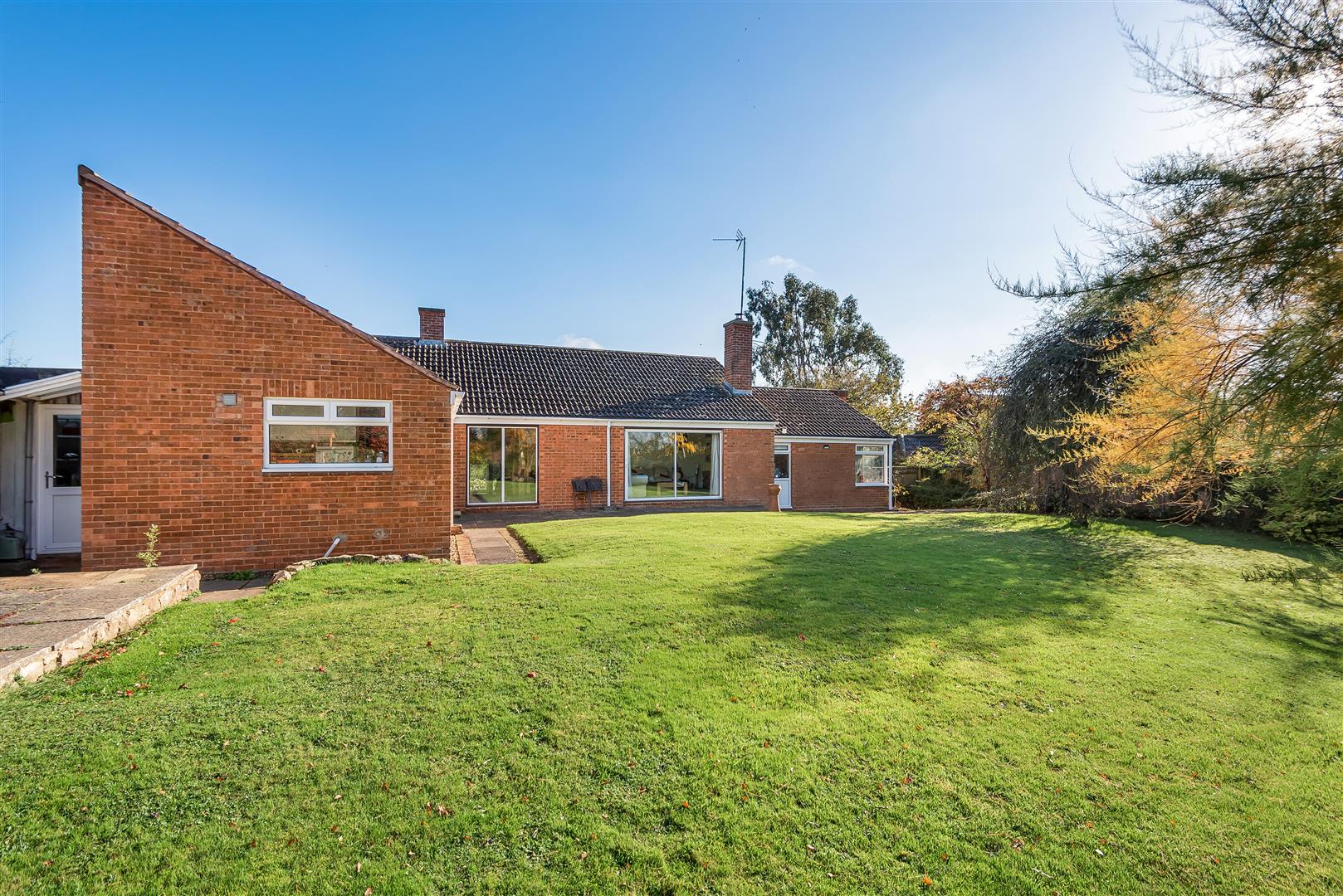 Trull  0.3 Acre