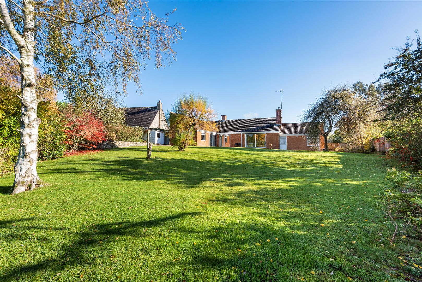 Trull  0.3 Acre