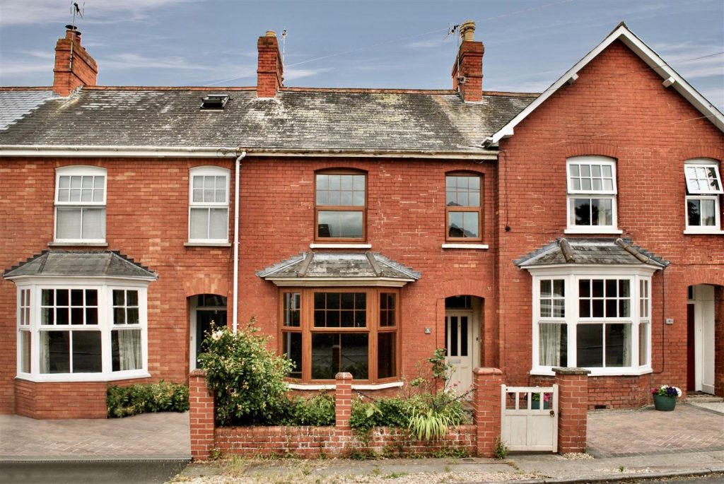 New Road, Trull