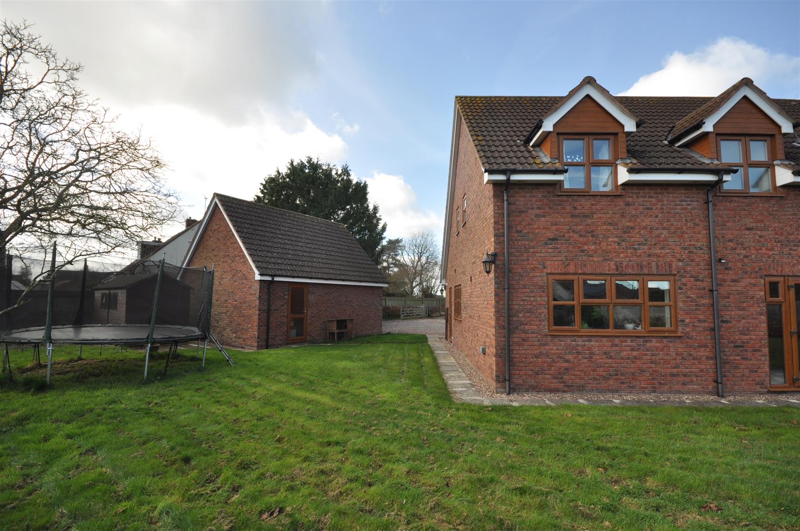 Bradford On Tone 0.25 Acre