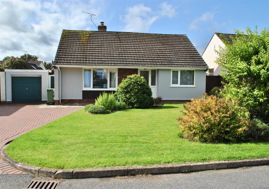 Trull Green Drive, Trull