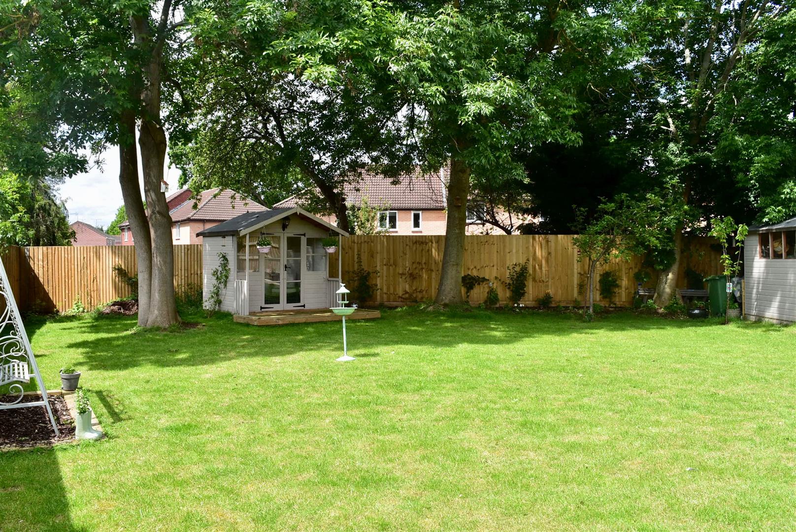 Cabot Court, Off Stanley Close