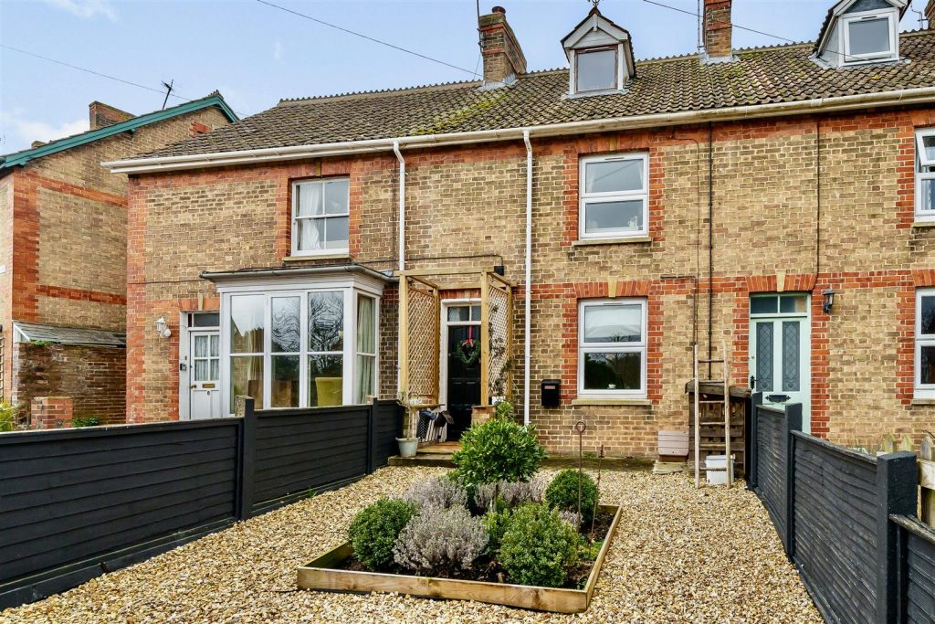 Wild Oak Lane, Trull