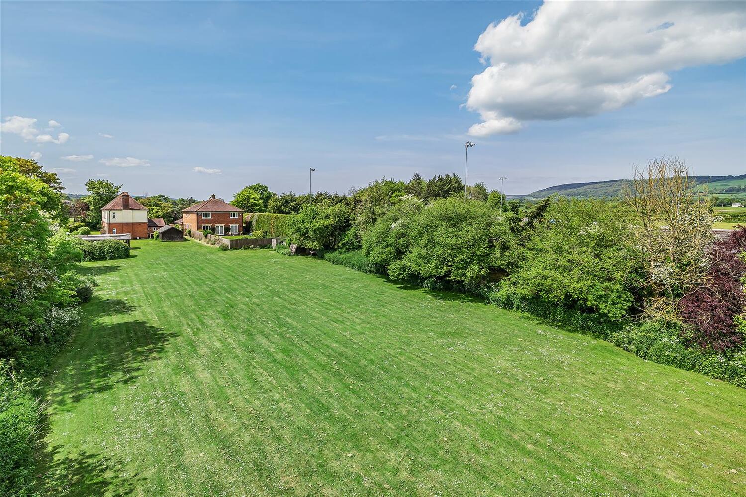 Cothelstone Road, Bishops Lydeard  1.34 Acre