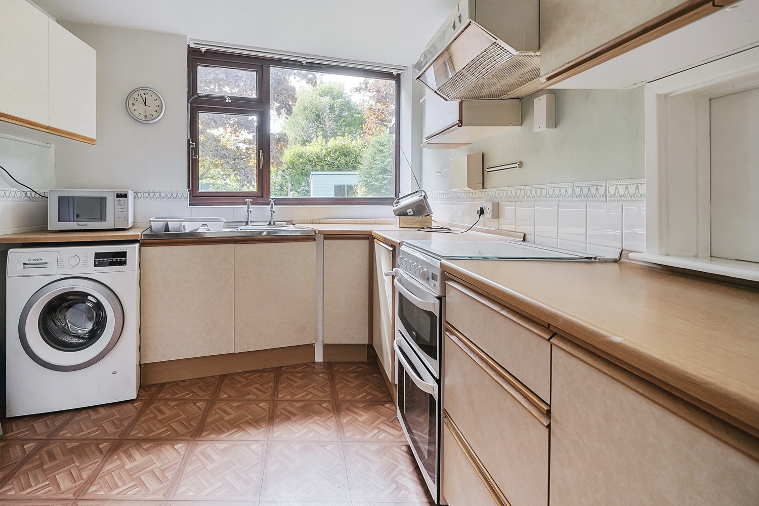 Ash Crescent, Taunton