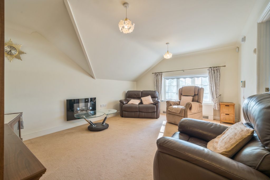 Garden Court, Gatchell Oaks