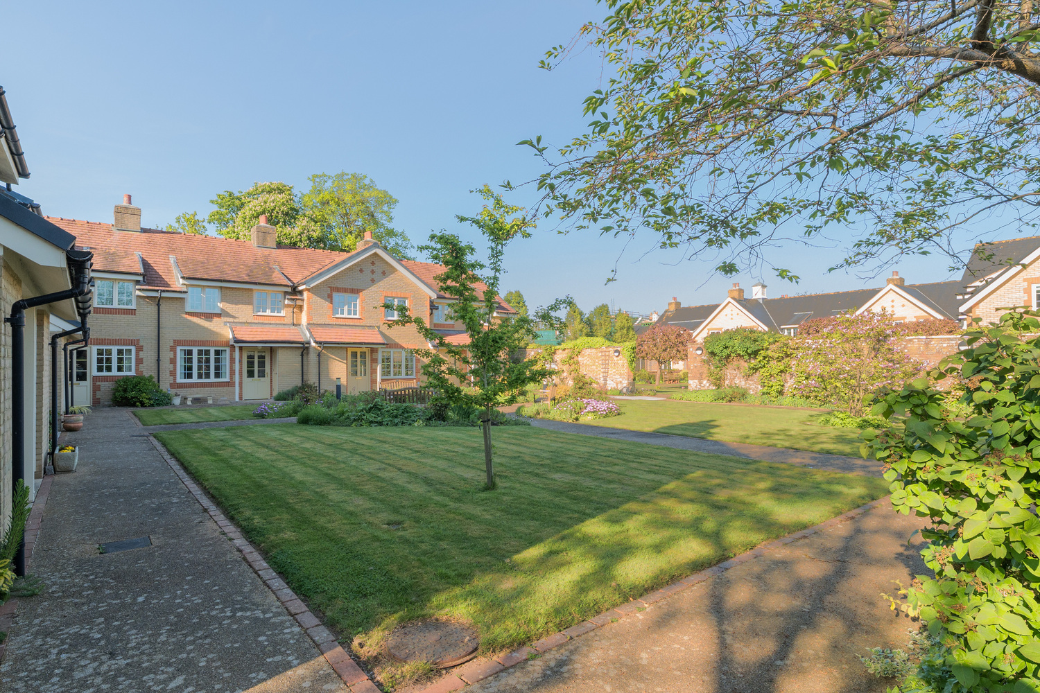 Garden Court, Gatchell Oaks