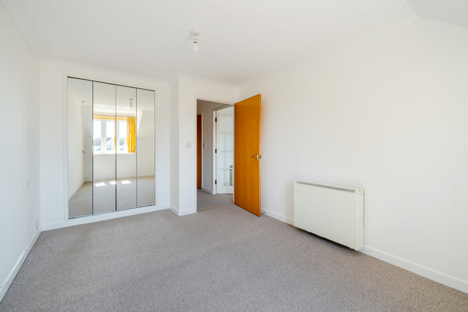 Dellers Court, Dellers Wharf