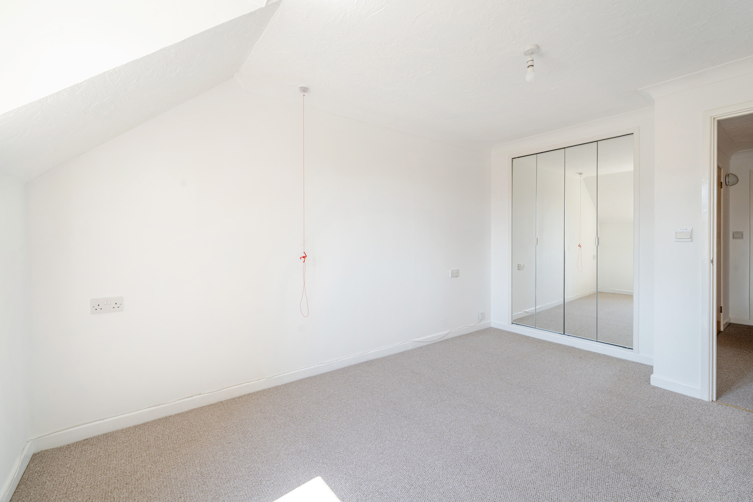 Dellers Court, Dellers Wharf