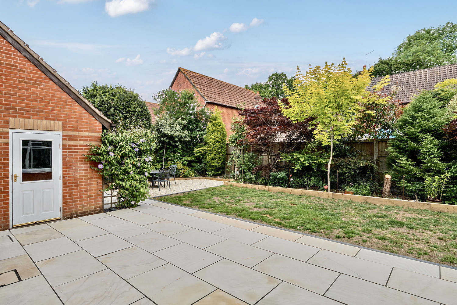 Saxon Close, Oake