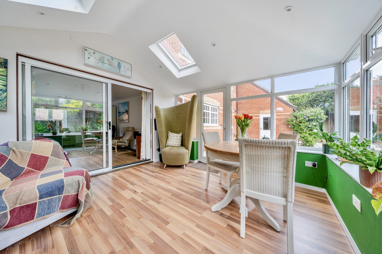 Saxon Close, Oake