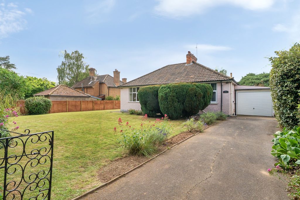 Dundon, Lyngford Lane