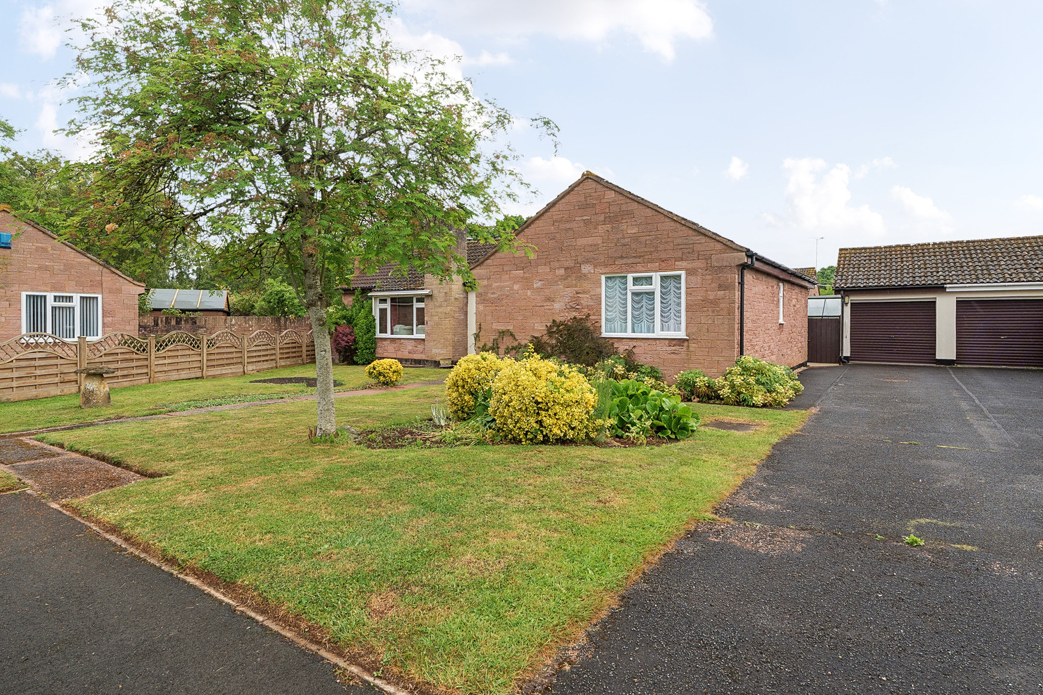 Oxleaze, Bishops Lydeard