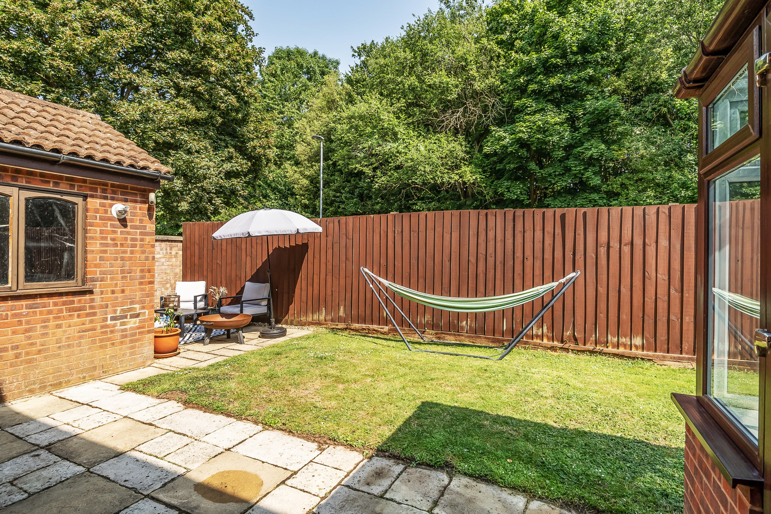Saffron Close, Taunton