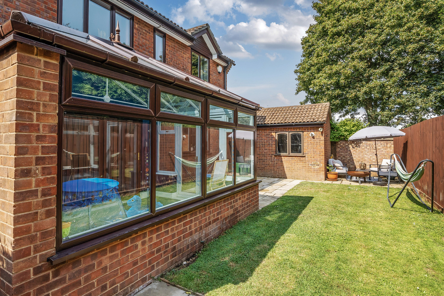 Saffron Close, Taunton