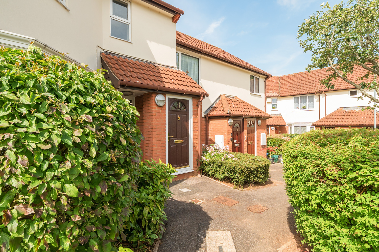 Snowberry Court, Warwick Gardens