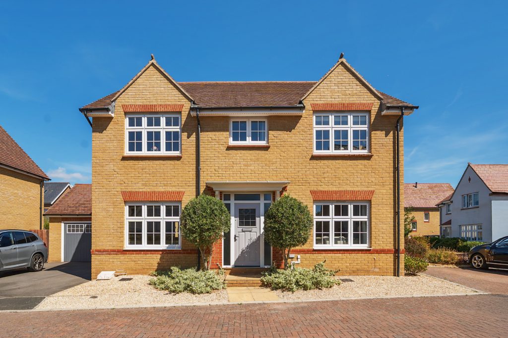 Bishops Close, Bathpool
