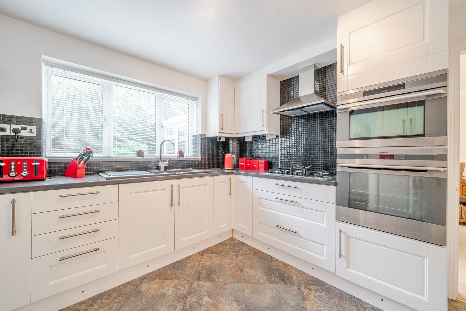 Craig Lea, Taunton – NO ONWARD CHAIN