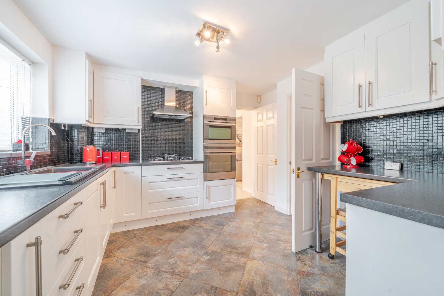 Craig Lea, Taunton – NO ONWARD CHAIN