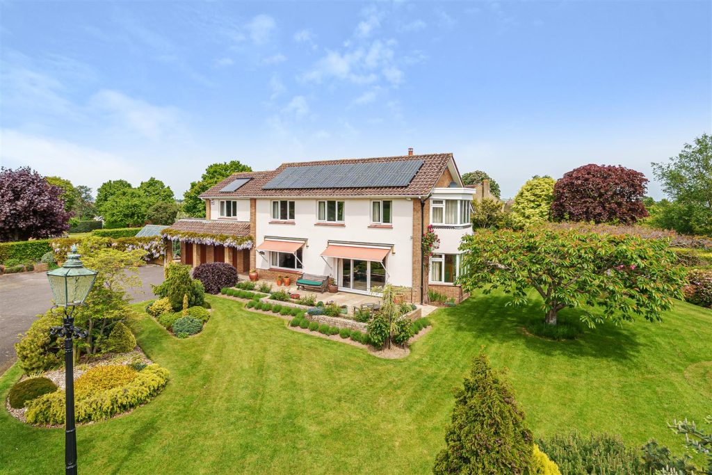 Private Road, Trull 0.6 acre