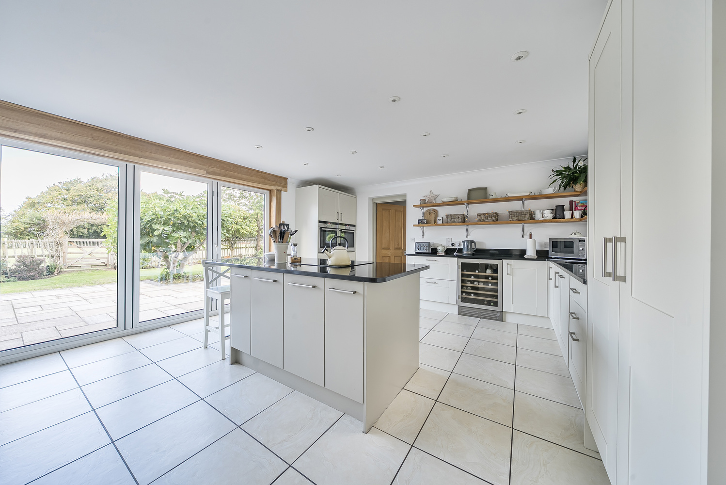Lipe Lane, Henlade, 1 Acre