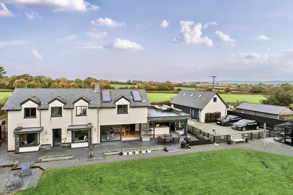 Trull, 0.37 Acre