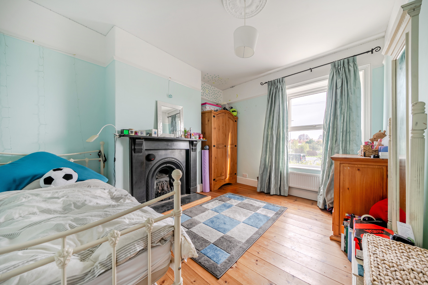 Staplegrove Road, Taunton