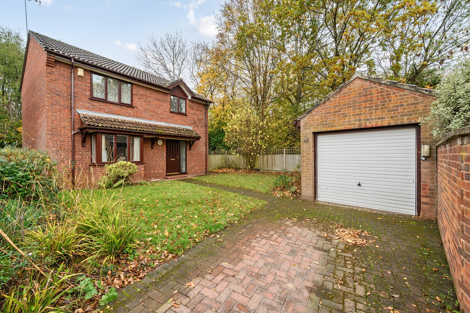 Saffron Close, Taunton