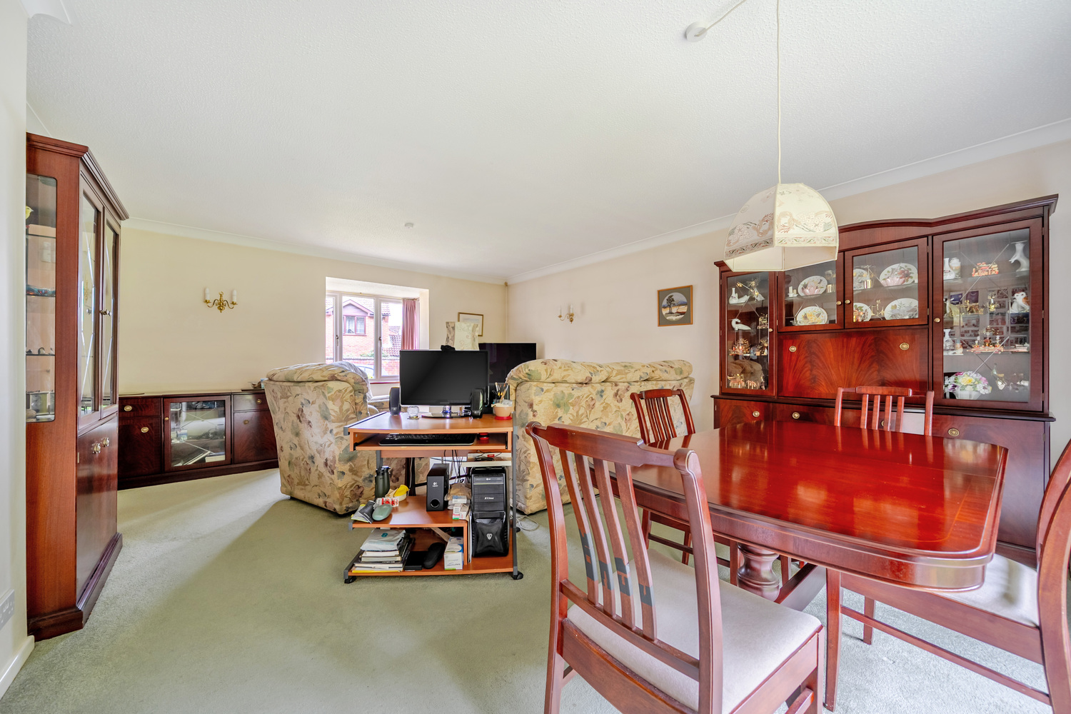 Saffron Close, Taunton