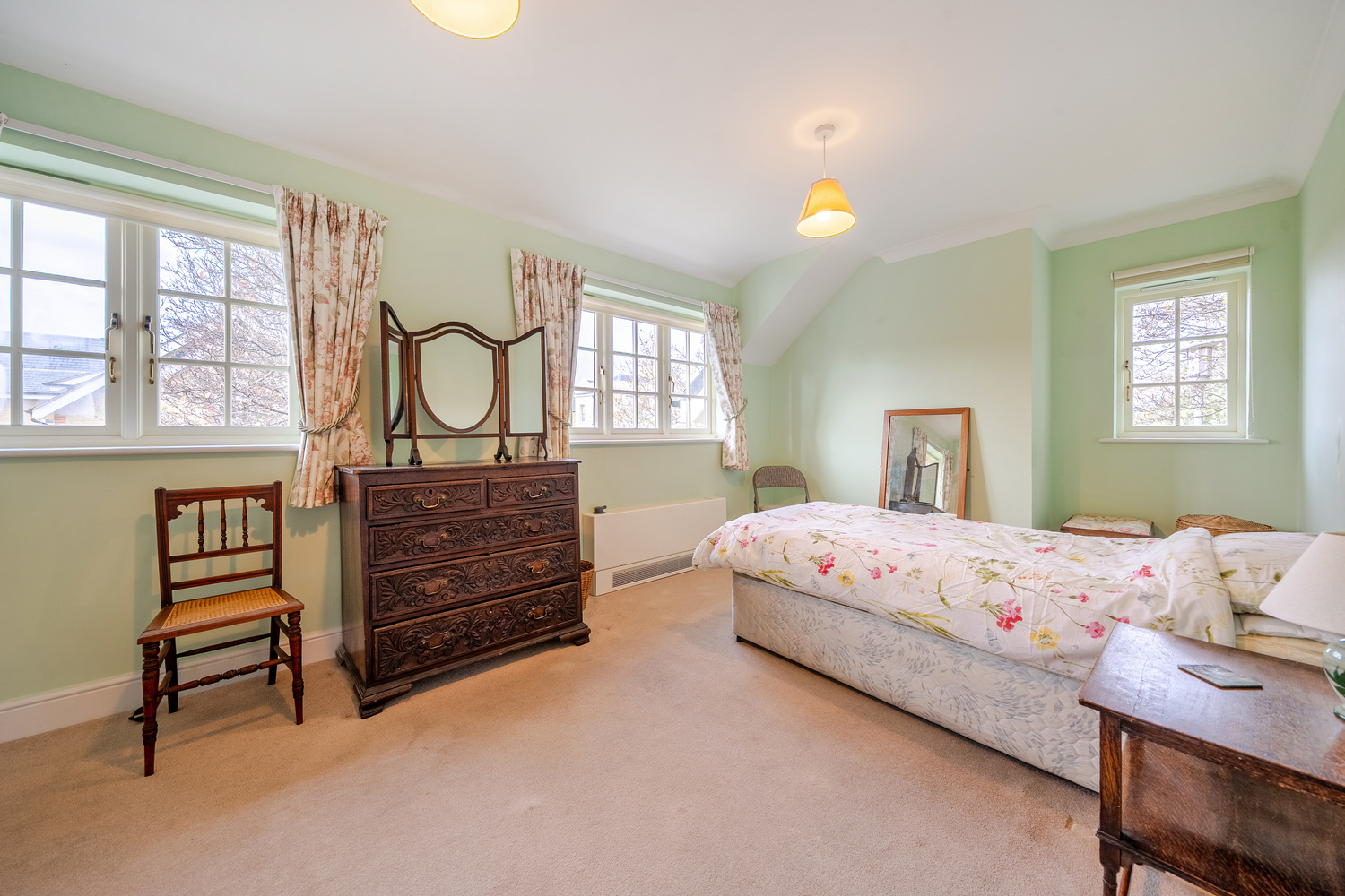 Gatchell Oaks, Trull