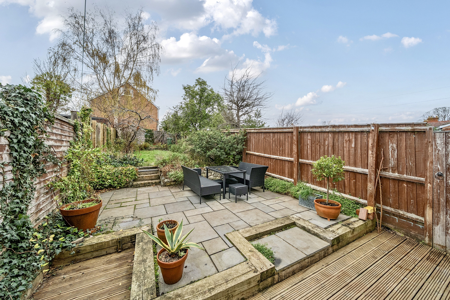 Glencoe Terrace, Trull