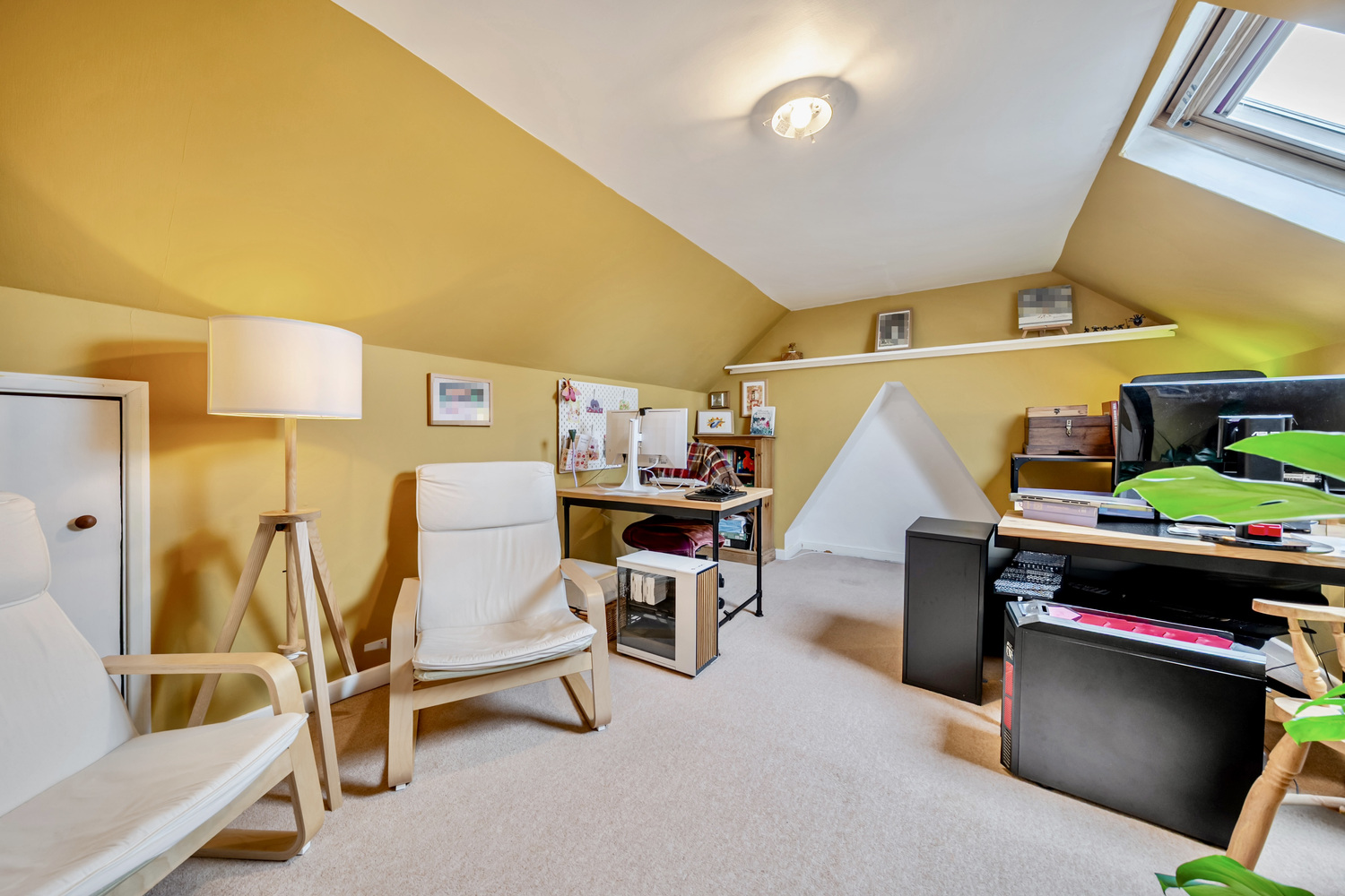 Glencoe Terrace, Trull