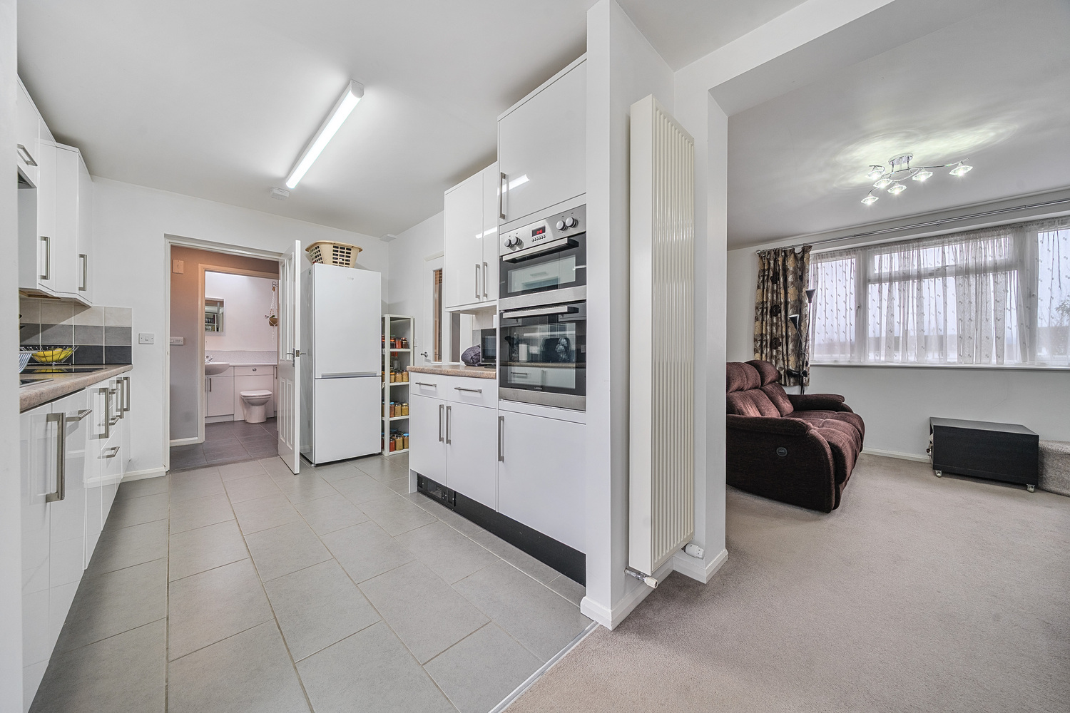 Somerset Avenue, Taunton