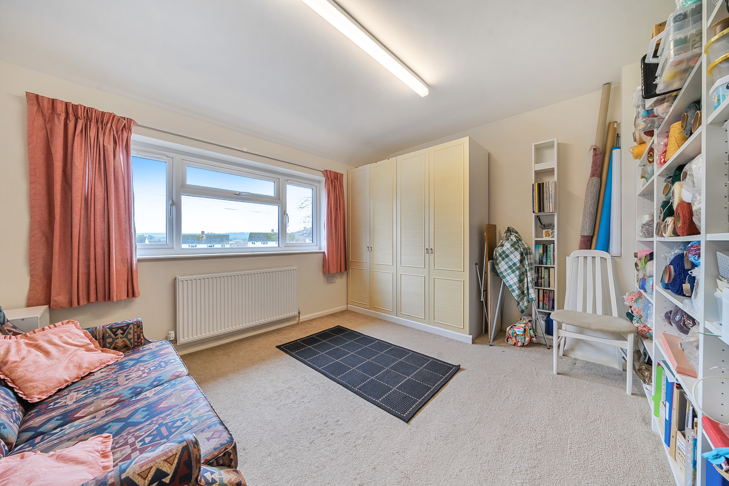 Somerset Avenue, Taunton