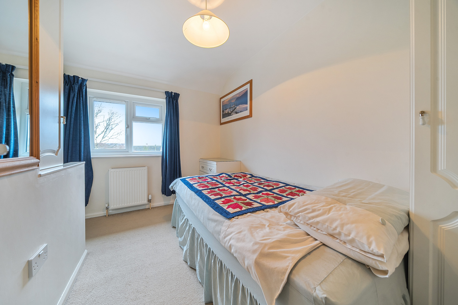 Somerset Avenue, Taunton