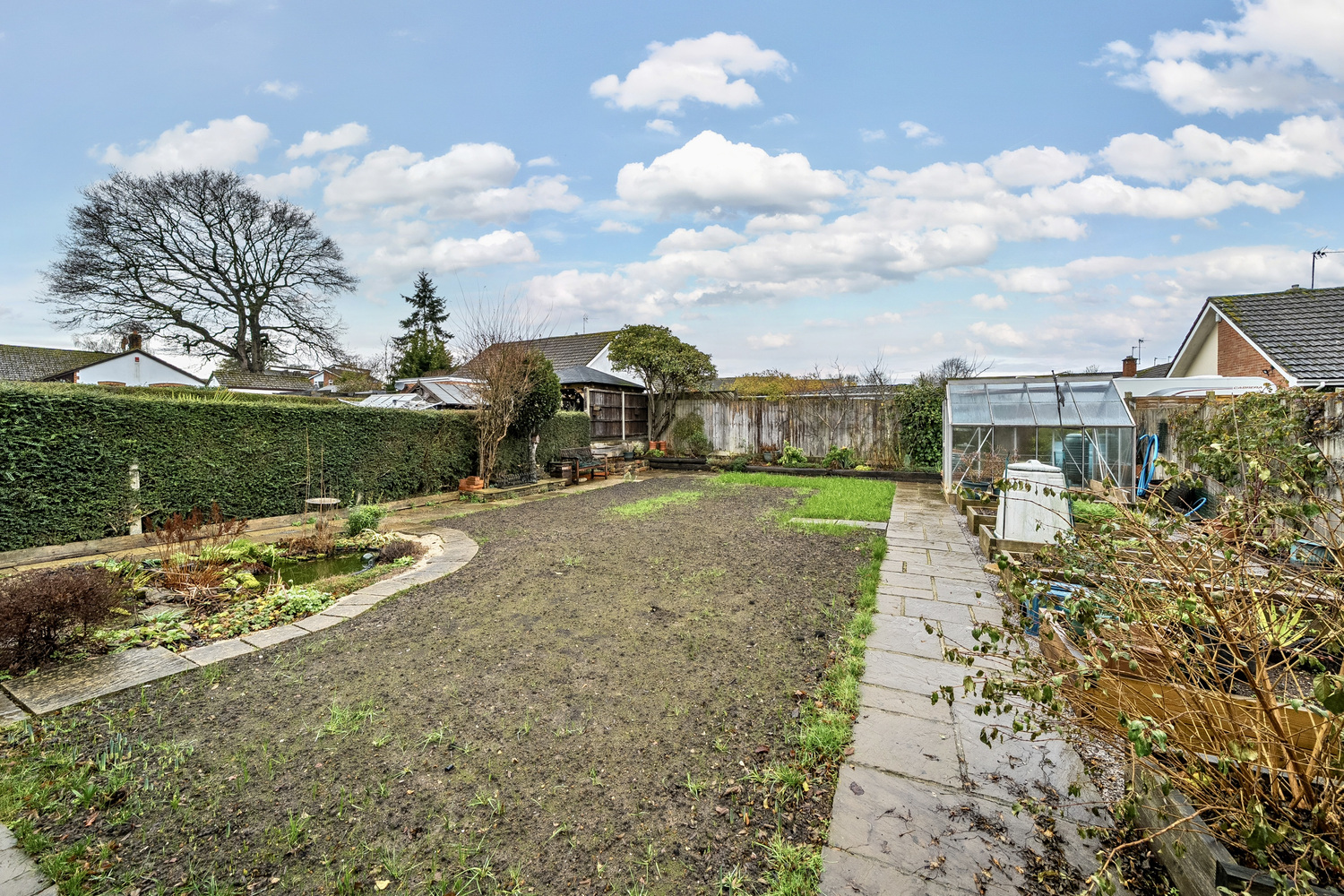 Somerset Avenue, Taunton