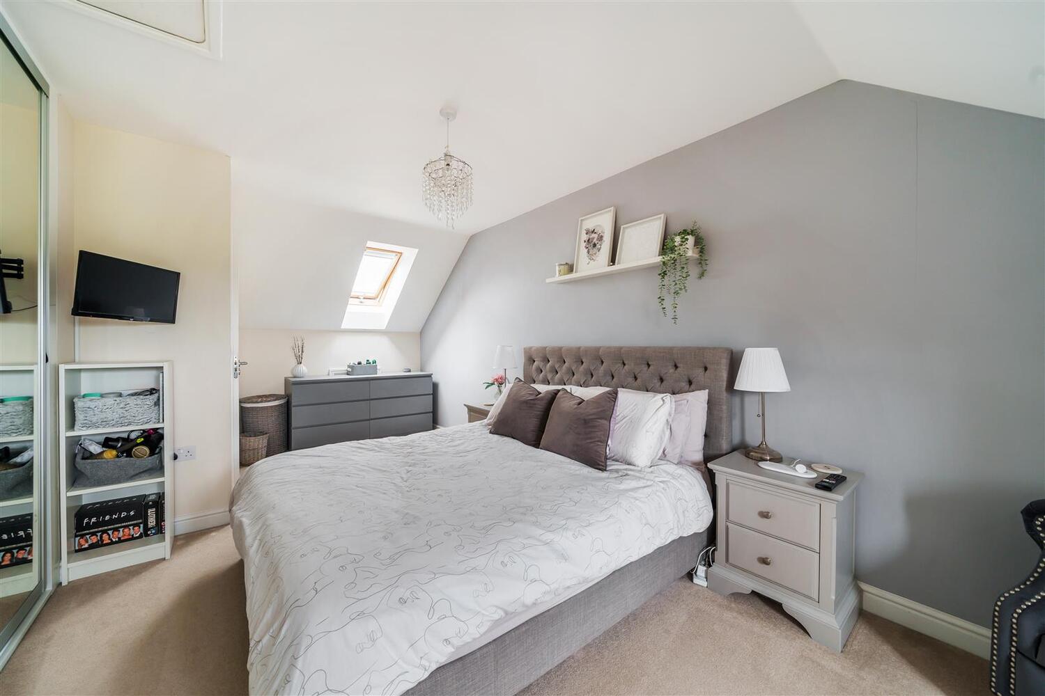 Rossiter Close, Bathpool