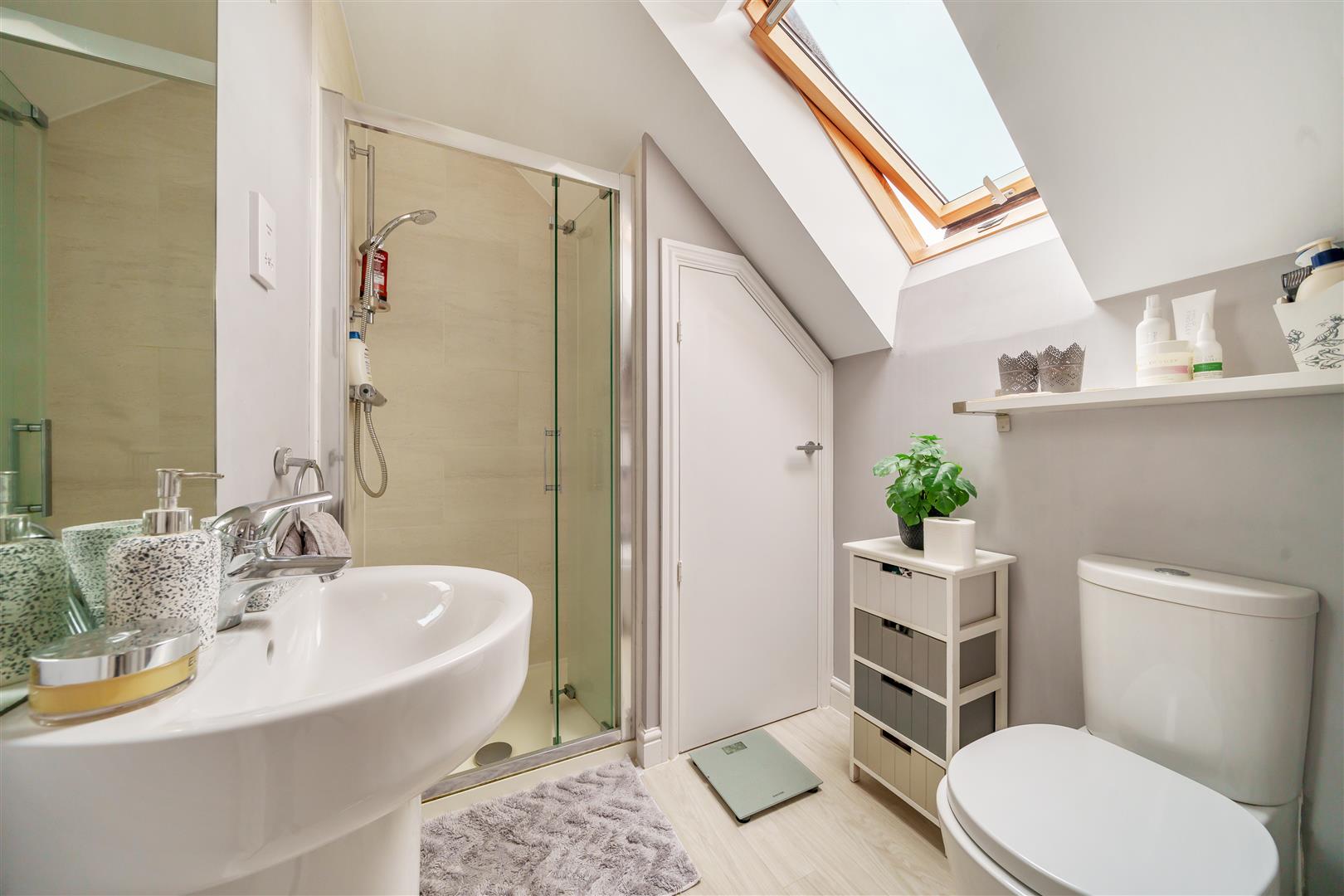 Rossiter Close, Bathpool