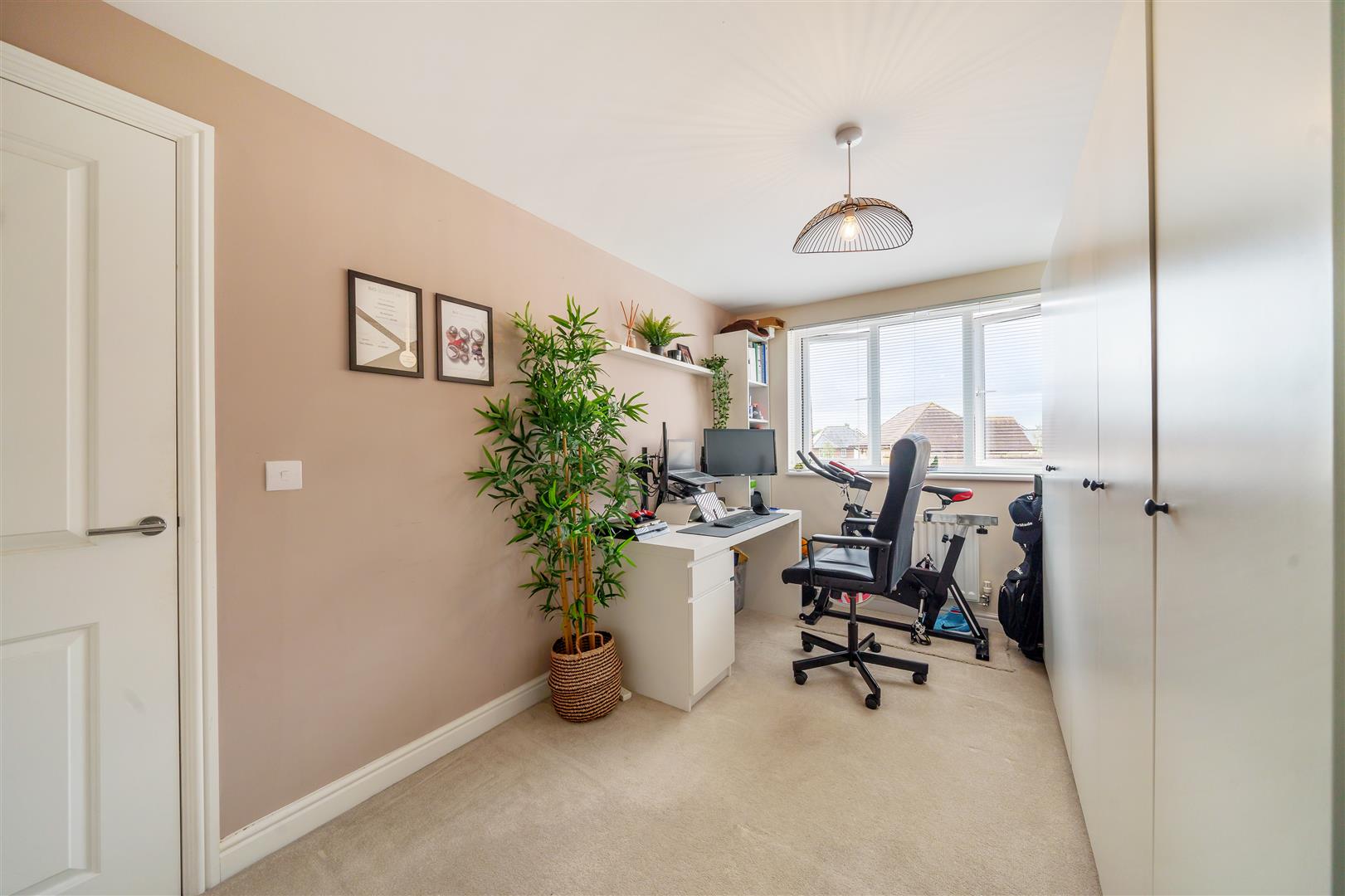 Rossiter Close, Bathpool