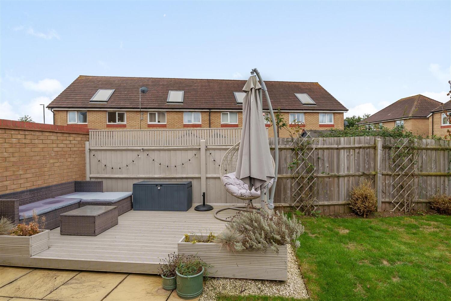 Rossiter Close, Bathpool